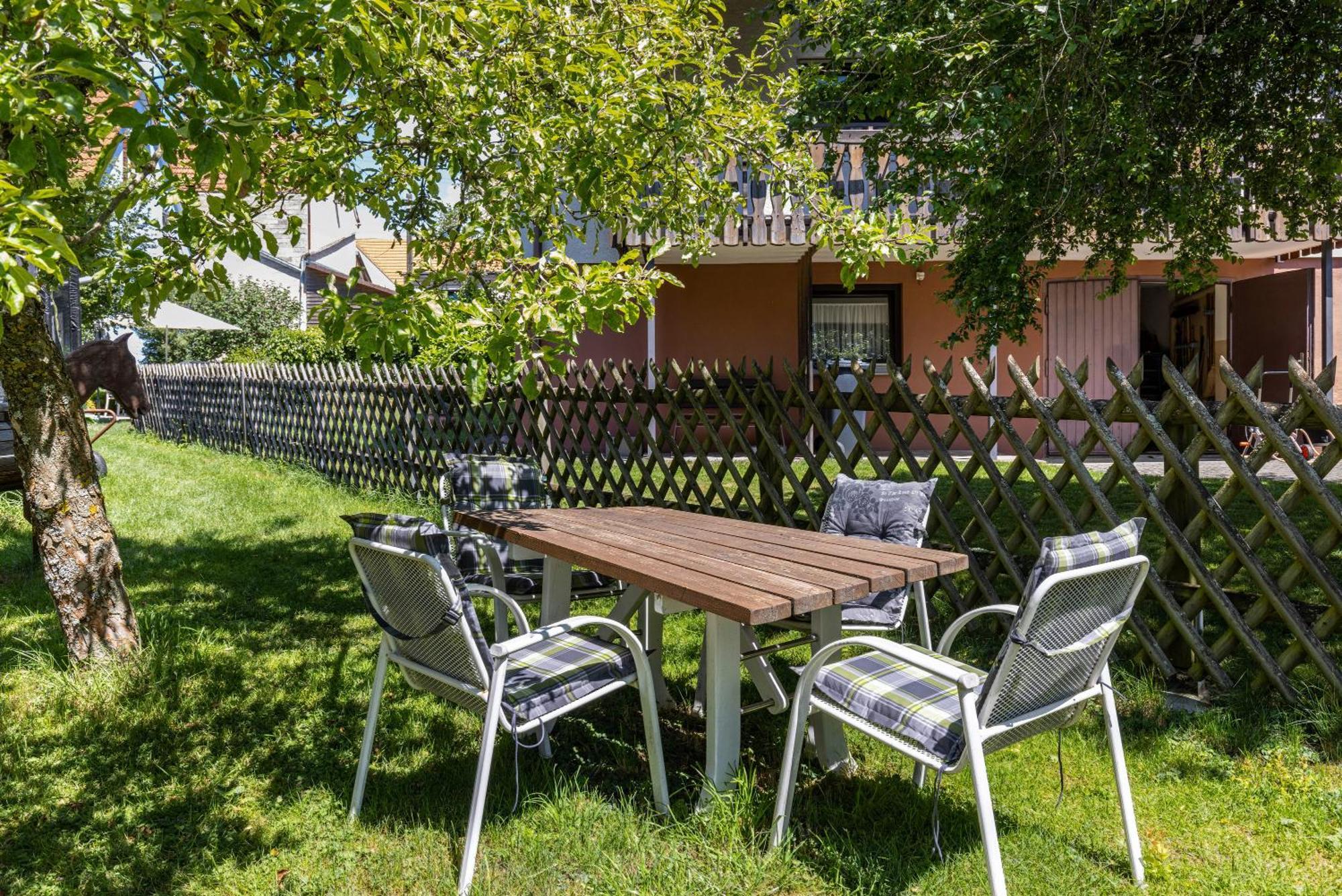 Alb Rose Ferienwohnung Sonnenbühl Esterno foto